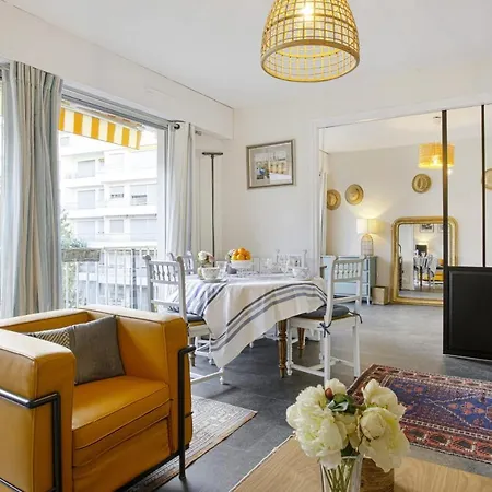 Regina - Welkeys * 比亚里茨